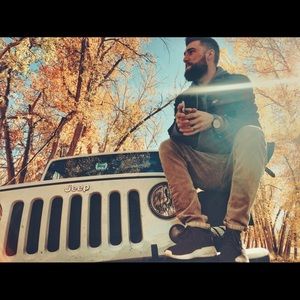 Meet your Posher, Justin